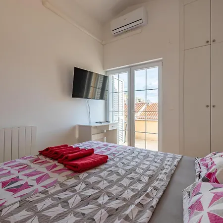 2 Bedroom In * 扎达尔