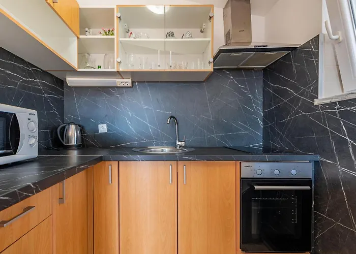 2 Bedroom In Lejlighed Zadar