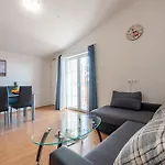 2 Bedroom In Apartamento