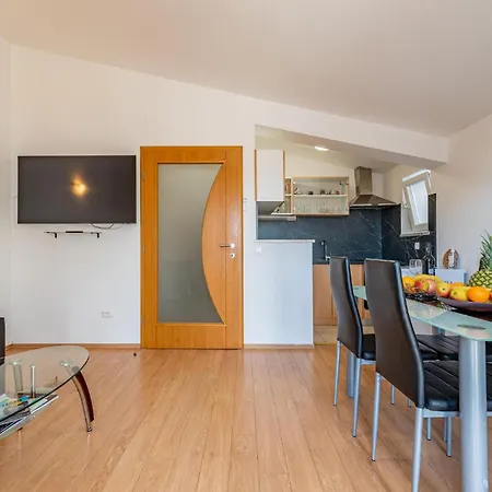 Appartement 2 Bedroom In *